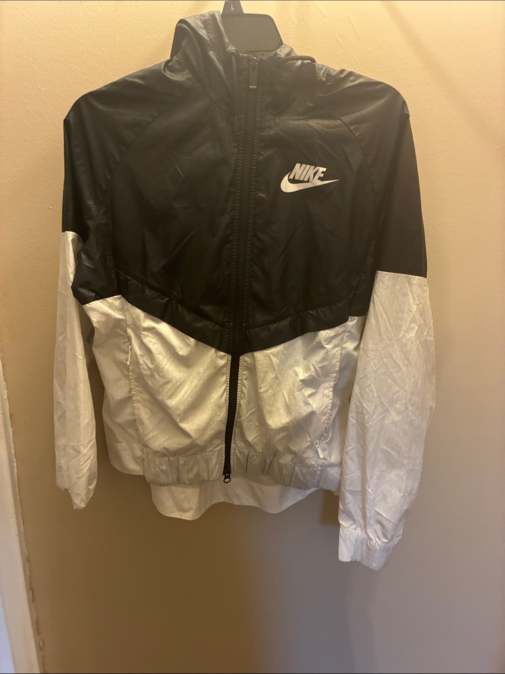 Nike Black and White Colorblock Hooded Windbreaker